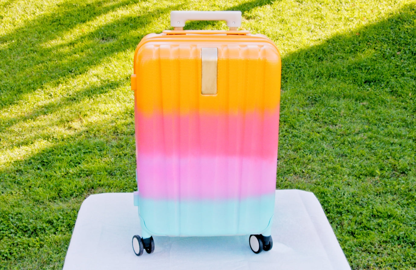 Colorful suitcase online