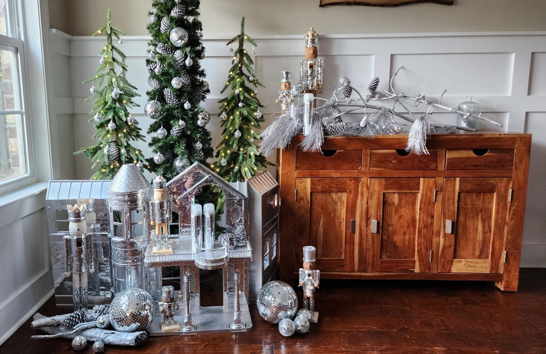 Stunning Silver Christmas Décor with Metallic Spray Paint